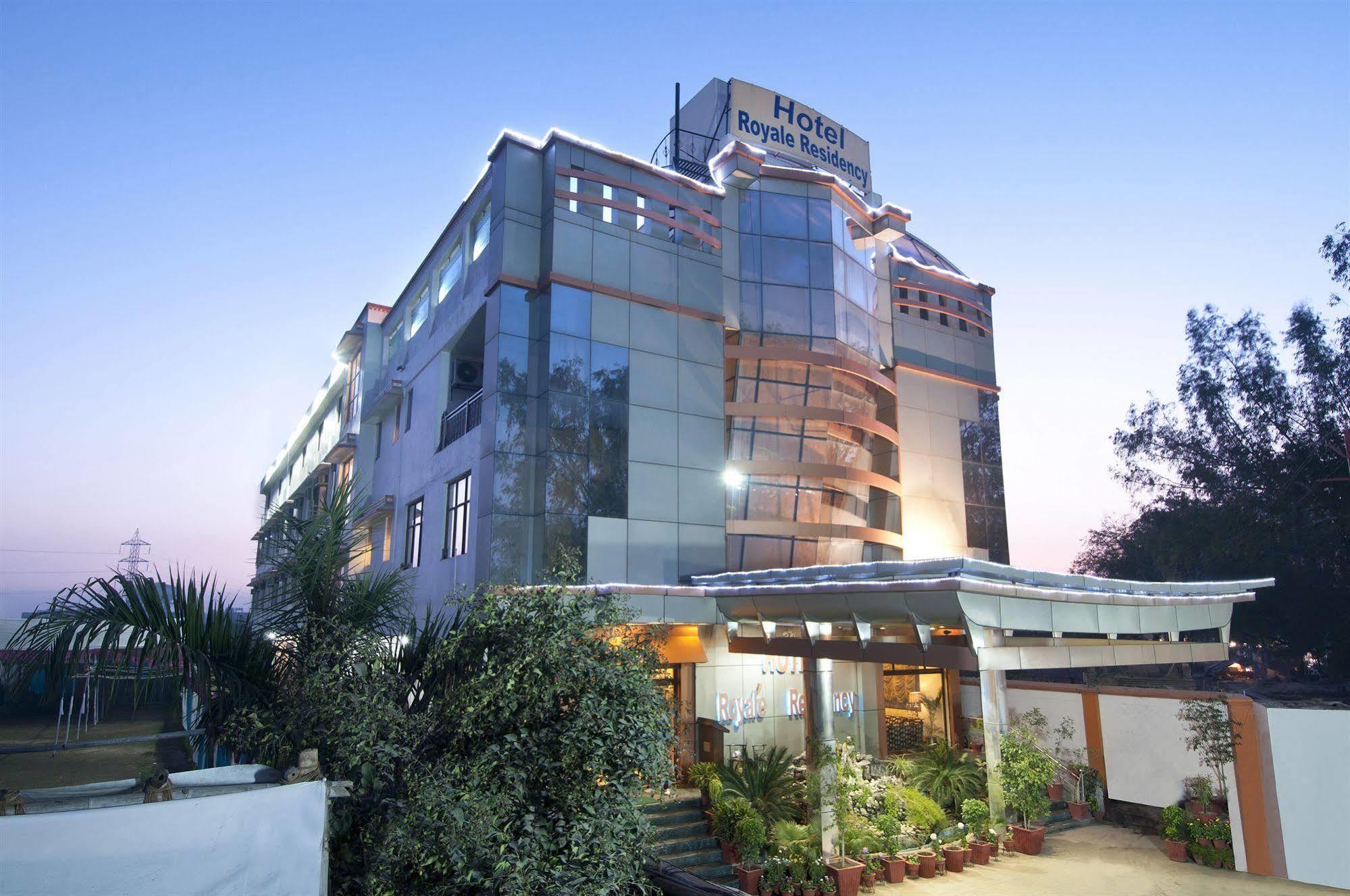 Royale Sarovar Portico Agra Exteriér fotografie